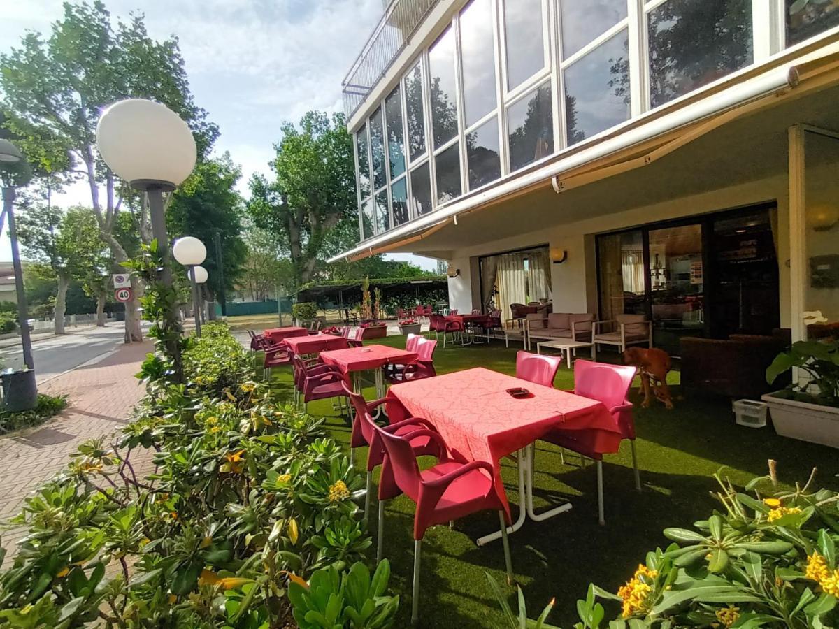 Hotel Bologna Misano Adriatico Exterior photo